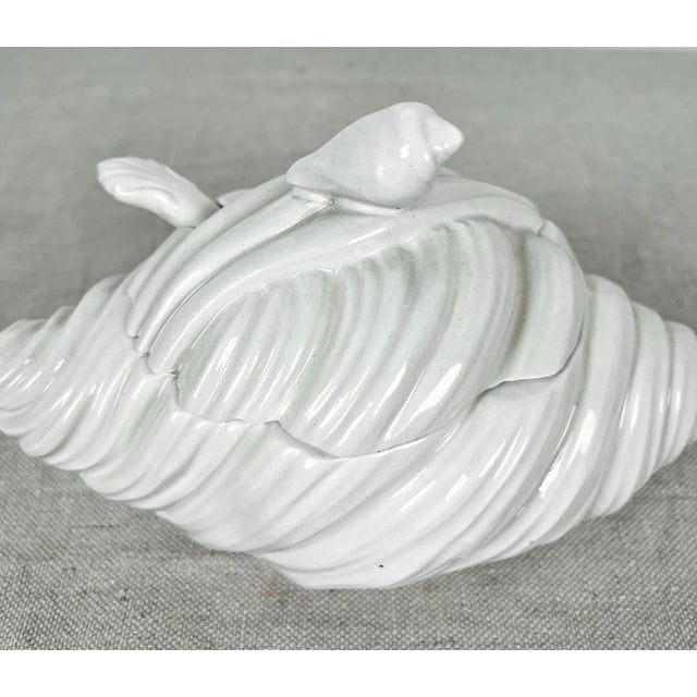 Mid-Century Modern Vintage Ceramic Shell Tureen Serving Dish Made in Italy For Sale - Image 3 of 7
