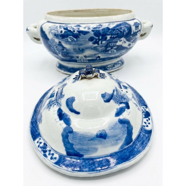 16th Century 16th Century Qing Dynasty Blue and White Porcelain Tureen For Sale - Image 5 of 6