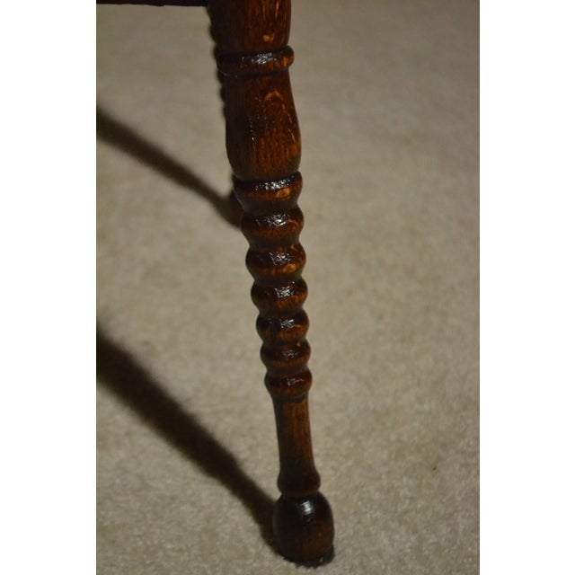 Brown Antique Victorian Tiger Oak Parlor Side Table 2 Tier Eastlake Carved Spool Leg For Sale - Image 8 of 8