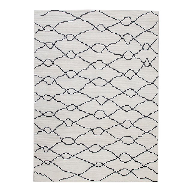 Handmade White Geometric Turkish Tulu Rug 7'10" X 10'7" For Sale