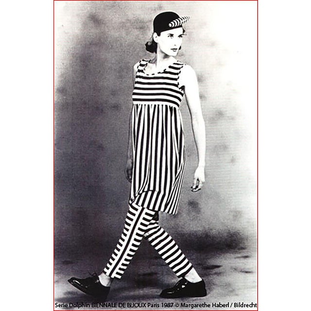 Black and White Dolphin Porcelain Object by Margarethe Haberl, 1985 For Sale - Image 10 of 11