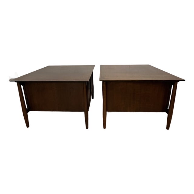 Pair of 1970s Forward Trends Sculpted Walnut End Tables by Johnson Furniture For Sale