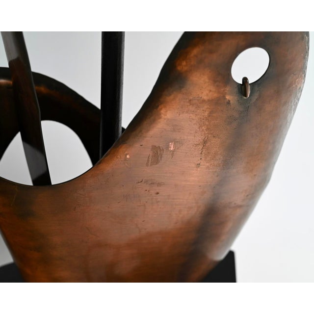 Metal 1950s Large Yasha Heifetz Table Lamps, Hammered Sculpted Bronze With Brass Center, Updated With New Electrical - a Pair For Sale - Image 7 of 13