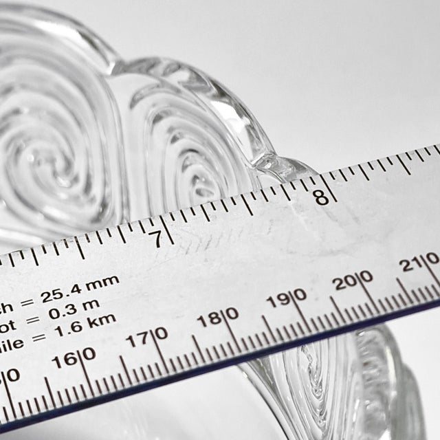 Late 20th Century Louis Comfort Tiffany Collection Crystal Bowl 8" Diameter Glass Scroll Spiral For Sale In Seattle - Image 6 of 6