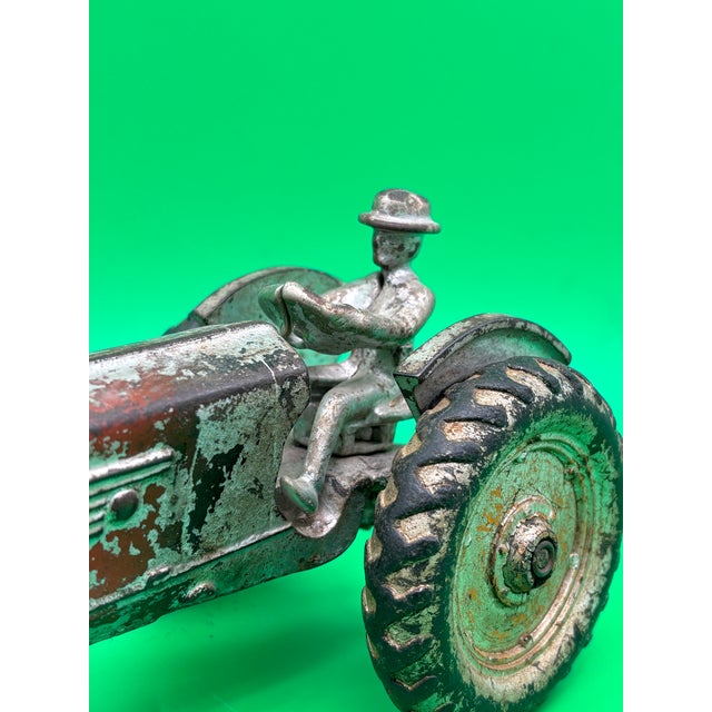 1920s Antique Arcade Oliver 70 Row Crop Cast Iron Toy Tractor Driver 1930s Farm Toy For Sale - Image 5 of 10