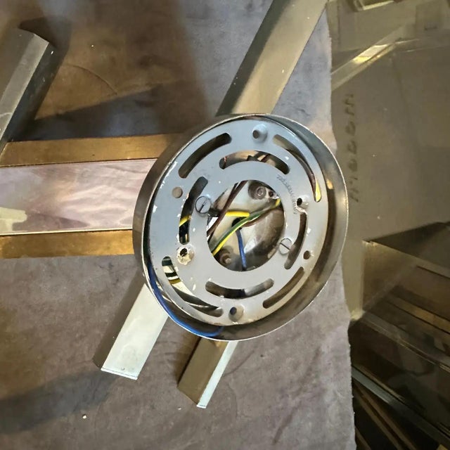 1960s Mid-Century Modern Brass and Steel Italian Wall Sconce by Gaetano Sciolari For Sale - Image 14 of 16