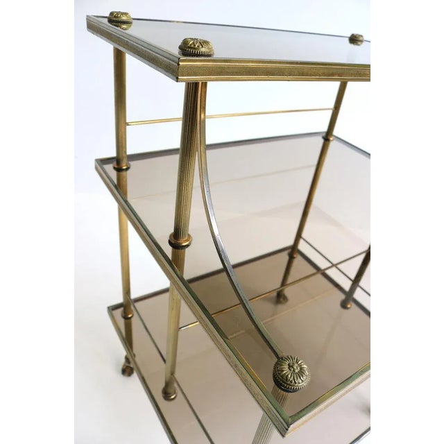 Mid-Century French Brass & Smoked Glass Three Tiered Drinks Trolley, 1970s For Sale - Image 4 of 11