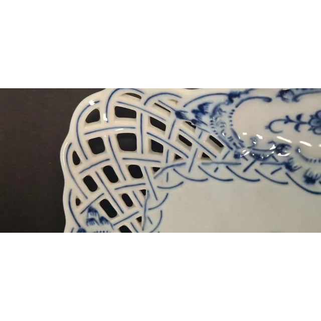 Meissen Blue Onion Dish, 1950s For Sale - Image 3 of 9