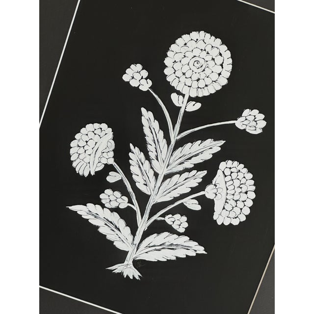 Abstract Hand-Painted Jaipuri Black Floral Motif Painting in a Pinewood Frame For Sale - Image 3 of 3