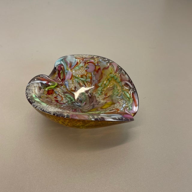 Multicolor Murano Glass Bowl Gold Flakes Shell Ashtray from Dino Martens, Italy, 1960s For Sale - Image 3 of 18