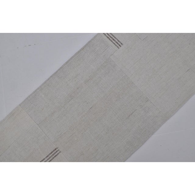 1960s Oushak Vintage Hemp Kilim Rug For Sale - Image 5 of 10