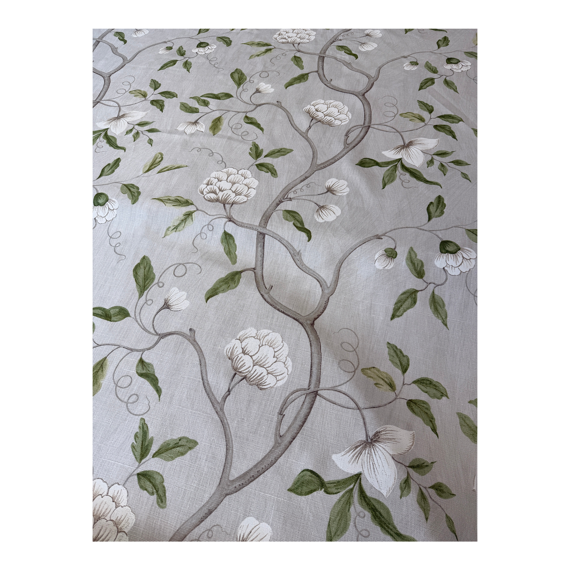 colefax-and-fowler-snow-tree-