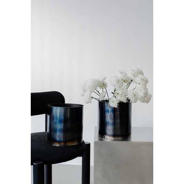 Metal Loto Medium Planter in Burned Steel by Form & Eisen For Sale - Image 7 of 15