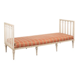 19th Century Swedish Gustavian White Backless Bench Settee For Sale