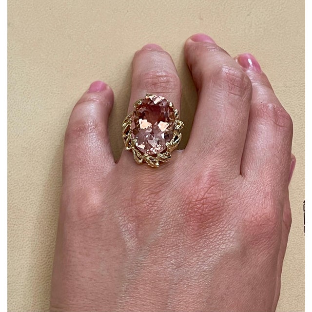 20 Carat Oval Shape Morganite Cocktail Ring 14 Karat Yellow Gold Estate For Sale - Image 12 of 18