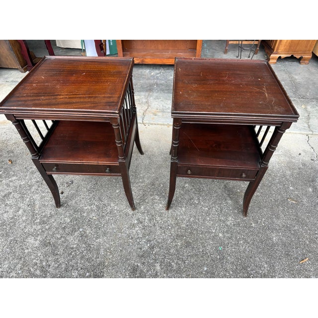 Traditional Mid 20th Century Pair of Potthast Brothers Style Mid-Century American Federal Mahogany Side Tables For Sale - Image 3 of 12
