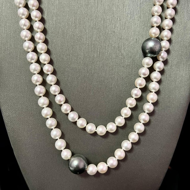 Traditional Akoya & Tahitian Pearls Diamond Necklace 18k Gold Certified For Sale - Image 3 of 13
