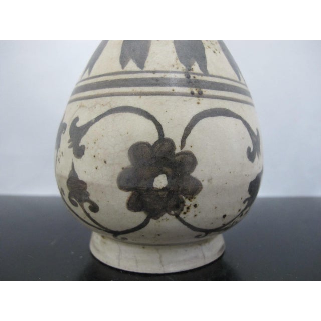 Chinese Cizhou Kiln Style Flower Design Glazed Pottery Vase For Sale - Image 14 of 15