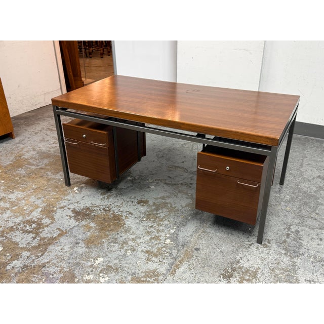 Georges Frydman for Efa Executive Desk, Circa 1960's For Sale In San Francisco - Image 6 of 12