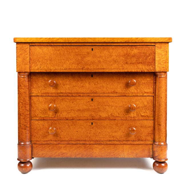 American Neoclassic Bird's Eye Maple Four Drawer Chest, 1820 For Sale In Chicago - Image 6 of 8