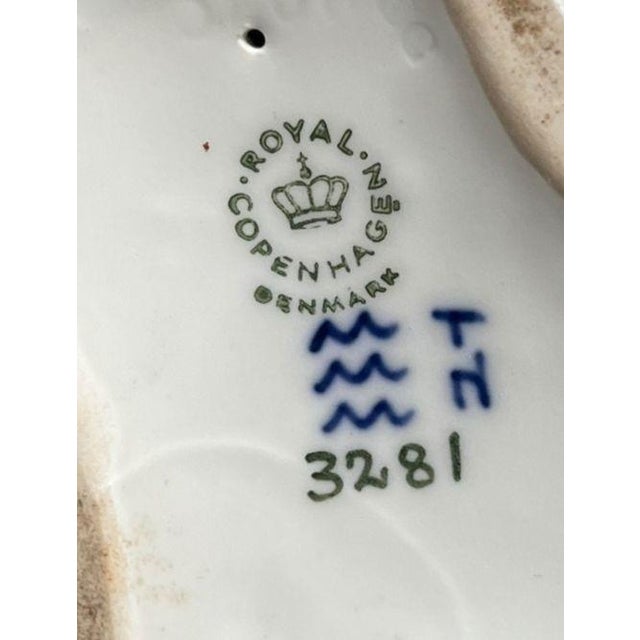 Royal Copenhagen 8"Siamese Cat Figurine 3281 Denmark Porcelain Sculpture VTG 50s Siamese cat statue in excellent...