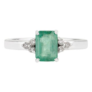 Contemporary Emerald and Diamond Statement Ring in Solid Sterling Silver- Size 7 For Sale
