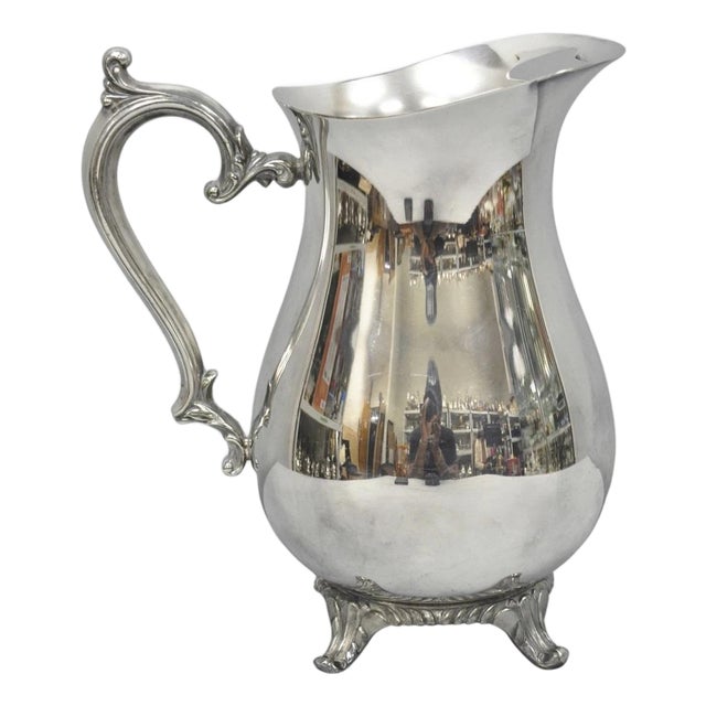 Vintage Wm Rogers Victorian Silver Plated Bulbous Footed Ice Lip Water Pitcher For Sale