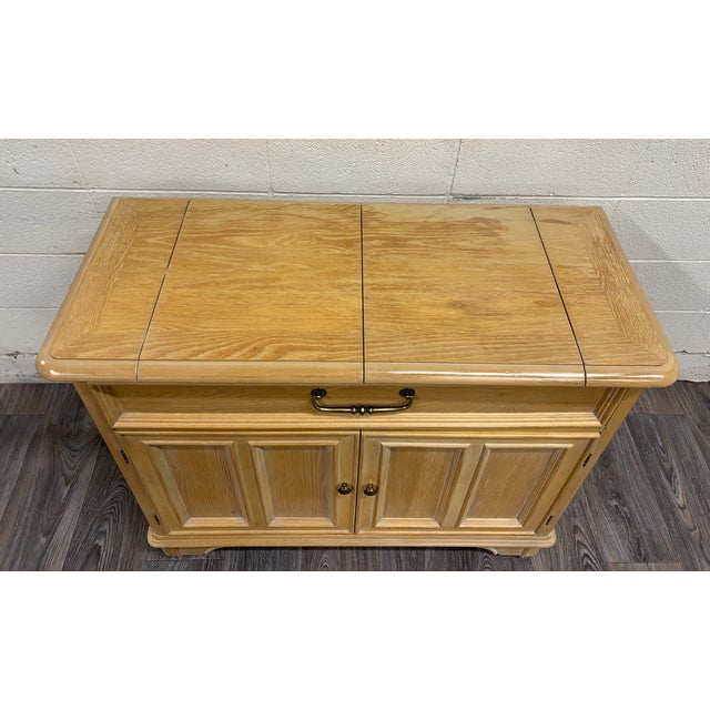 Vintage Bernhardt Furniture Flip Top Server Sideboard For Sale - Image 9 of 13