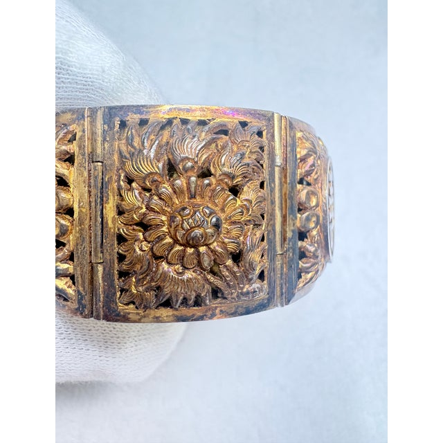 Vintage Mid‑Century Chinese Solid Cast Brass Fú‑Lù‑Shòu Blessings Bracelet For Sale - Image 12 of 13