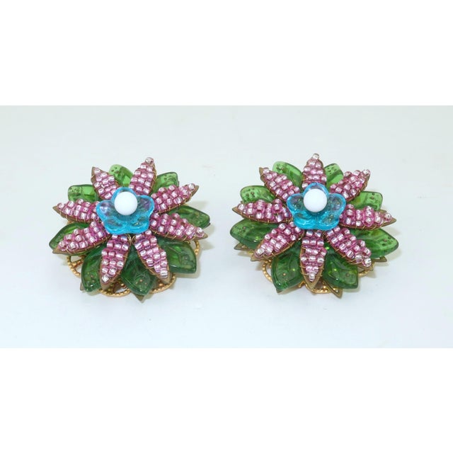 Stanley Hagler & Ian St. Gielar Glass Beaded Flower Earrings, 1990's For Sale In Atlanta - Image 6 of 11