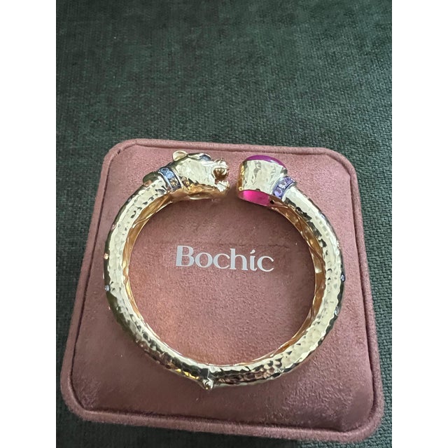 Bochic "Orient" Red Ruby & Multi Sapphire Dragon Bangle Set In 18K Gold & Silver For Sale - Image 4 of 18