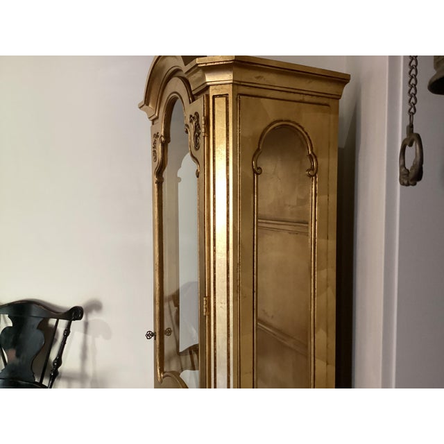 Weiman Vintage Hollywood Regency Style Gold Lighted Curio Display Cabinet 1940s Lighted With Drawer For Sale - Image 15 of 17