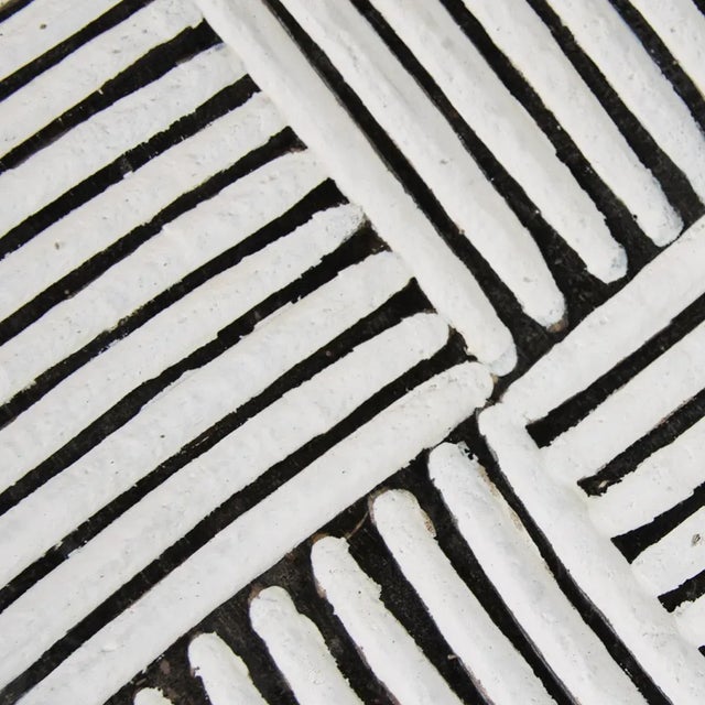 Modern African Vintage Tribal Zulu Shield Wall Object For Sale - Image 3 of 4