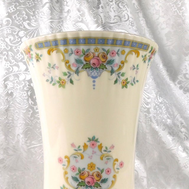 Royal Doulton 9 Inch Vase in Juliet For Sale - Image 4 of 7