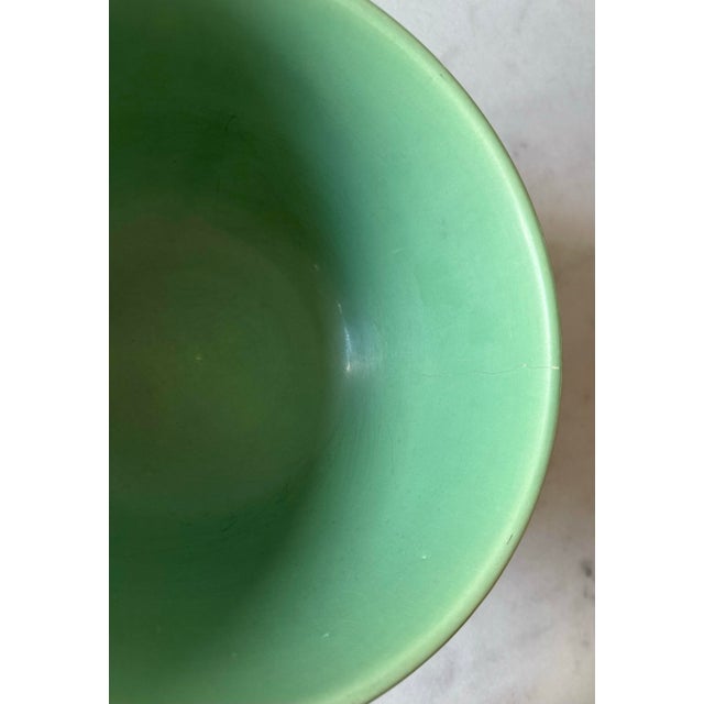 Set of 2 Nesting Bauer Beehive Mixing Bowls For Sale - Image 9 of 9
