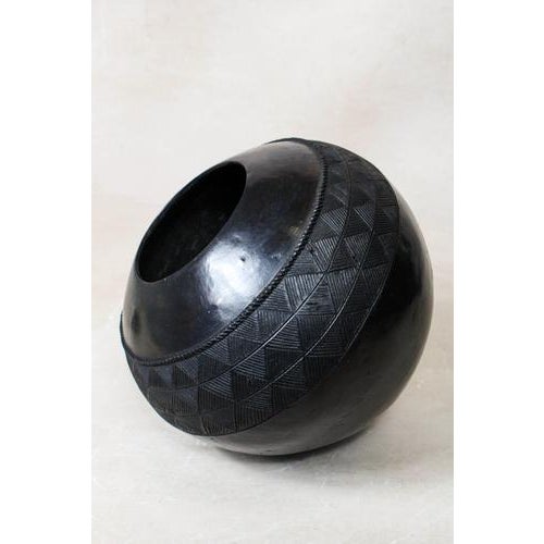 Zulu Clay Pot, South Africa For Sale - Image 4 of 5