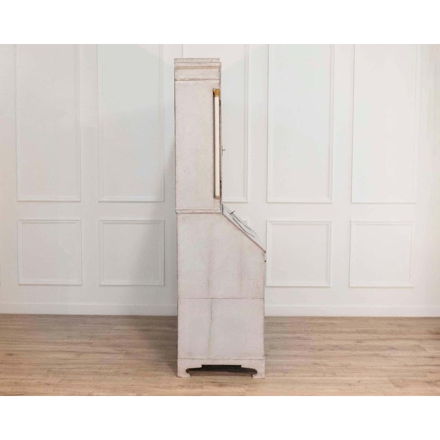 18th Century Fine Swedish three-part bureau with charming carvings and marble-painted columns For Sale - Image 10 of 11