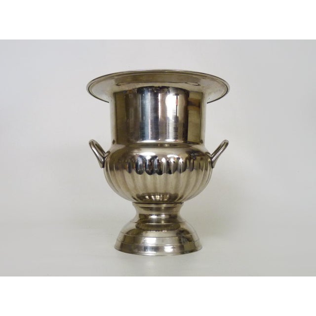 Vintage Medici-style silver-plated champagne bucket Vintage Medici-style champagne bucket Ice bucket in very good...
