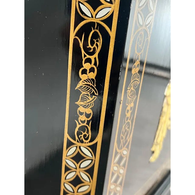 Asian Black Lacquer Hexagonal Side Table With Hand-Painted Gold & Figural Pane For Sale - Image 14 of 15