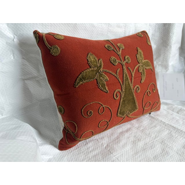 18th Century Italian Baroque Velvet Appliqué Pillow For Sale - Image 4 of 7