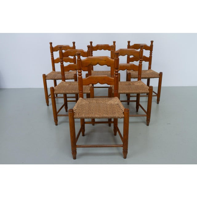 Danish Hans Dau Oak Chairs with Rush Seats in Seagrass, 1940s. Set of 6. Set of six Scandinavian Mid-Century Modern dining...
