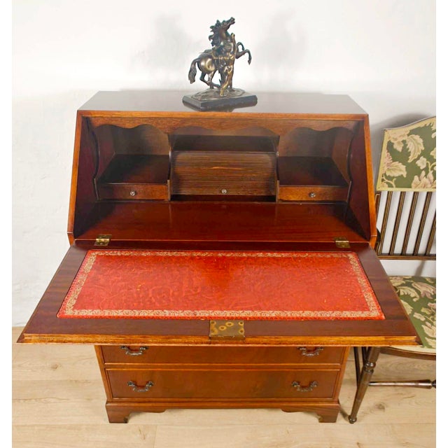 Mid-Century Modern Vintage Writing Bureau Desk in Leather and Mahogany, 1960 For Sale - Image 3 of 18
