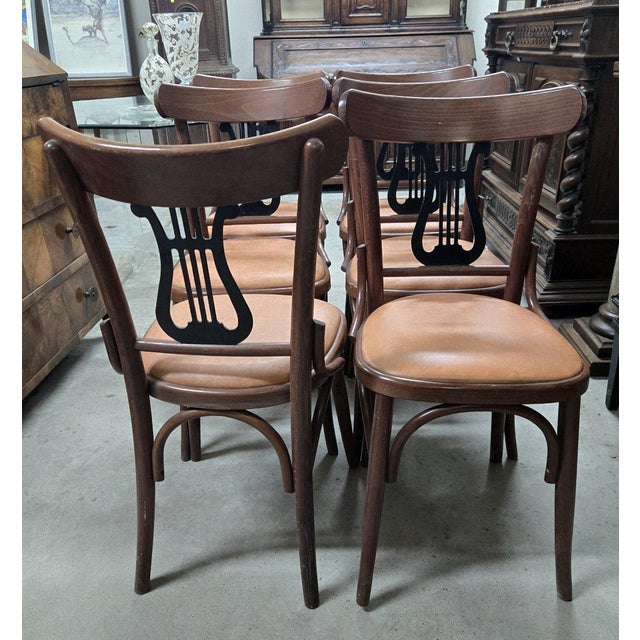 Vintage Bentwood Chairs with Black Lyre-Shaped Backrest, 1930s, Set of 6 For Sale - Image 4 of 10