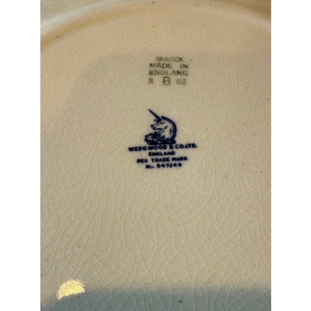 English Antique Wedgewood Holiday Platter and Plates For Sale - Image 3 of 4