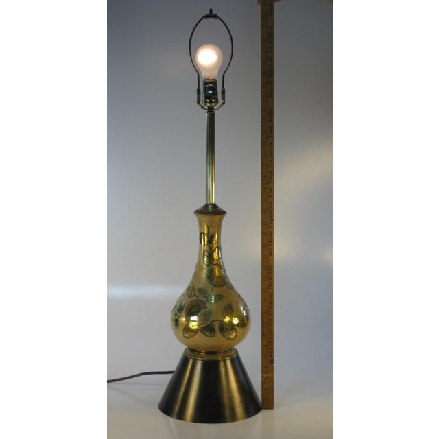 1960s Mid-Century Modern, Hollywood Regency, Gold Pottery, Atomic Age, Retro Table Lamp For Sale - Image 10 of 10