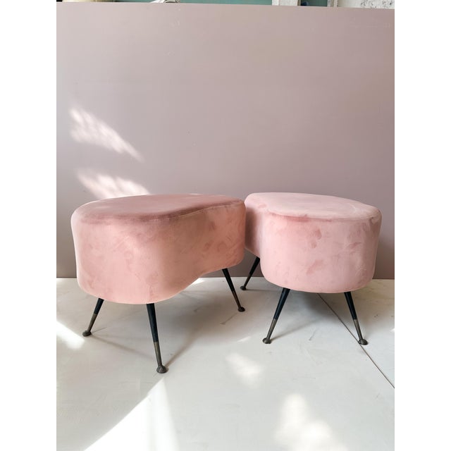 Mid-Century Modern Mid-Century Italian Kidney-Shaped Stools in Brass and Pink Velvet, 1950s, Set of 2 For Sale - Image 3 of 6