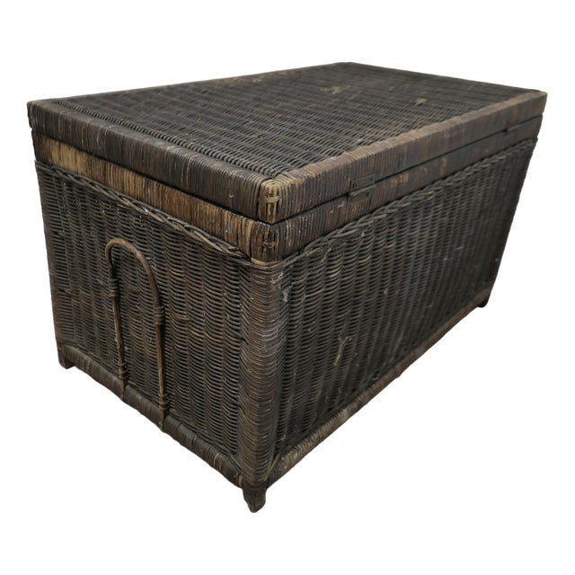 19th Century Woven Wicker Travel Chest, 1890s For Sale