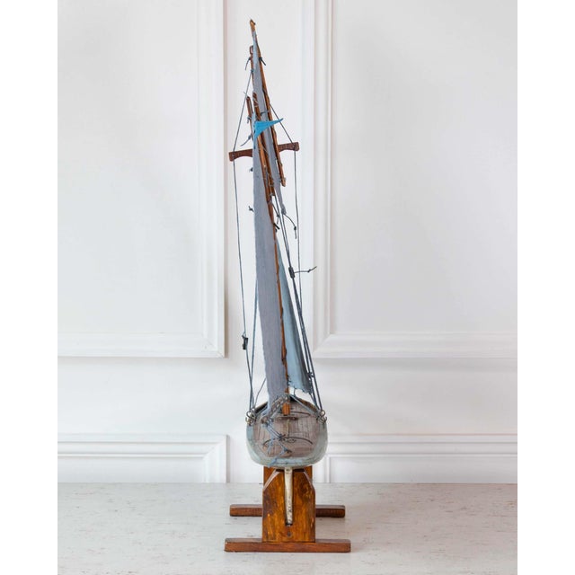 English 20th Century Bowman Carved Wood Gaff Cutter Pond Yacht For Sale - Image 17 of 18