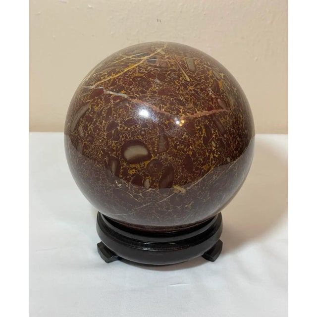 Grand Tour Vintage 6.5” Brown Amber Marble Ball Sphere Orb on Lacquered Wood Stand For Sale - Image 3 of 12