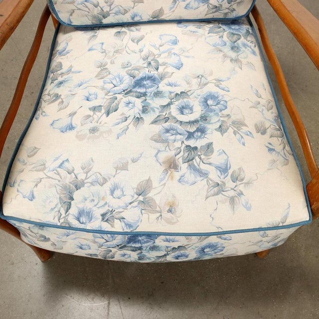 Vintage Armchair in Beech and Fabric, Italy, 1950s For Sale - Image 6 of 10